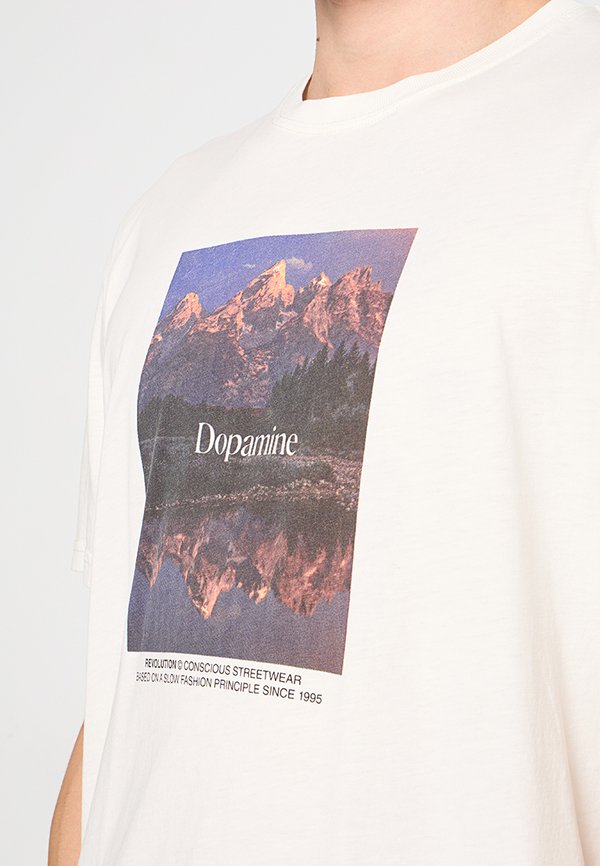REVOLUTION LOOSE FIT