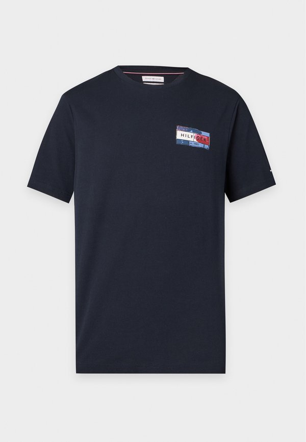 Tommy Hilfiger BRAND LOVE BACK FLAG GRAPHIC TEE - Print T-shirt - navy blue