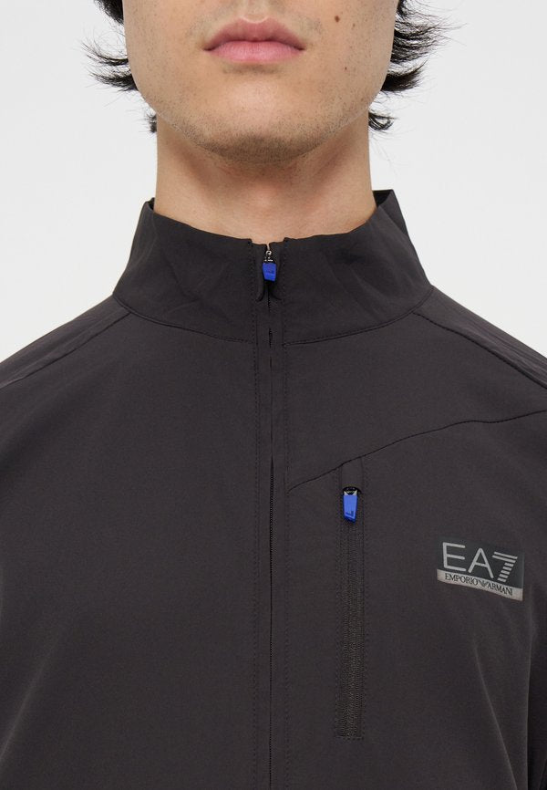 EA7 Emporio Armani