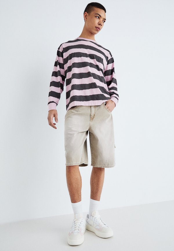 BDG Urban Outfitters CARPENTER
