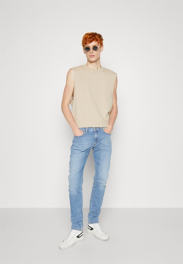 Diesel SLEENKER