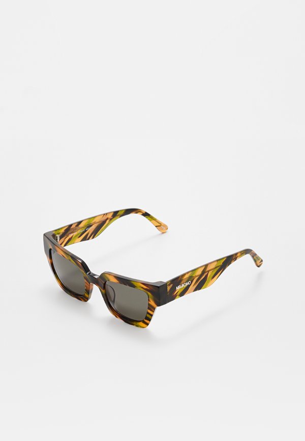 MR.BOHO JUNGLE FRELARD WITH CLASSICAL LENSES