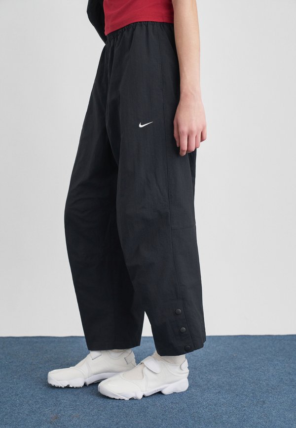 Nike Sportswear TREND PANT - Tracksuit bottoms - black/sail