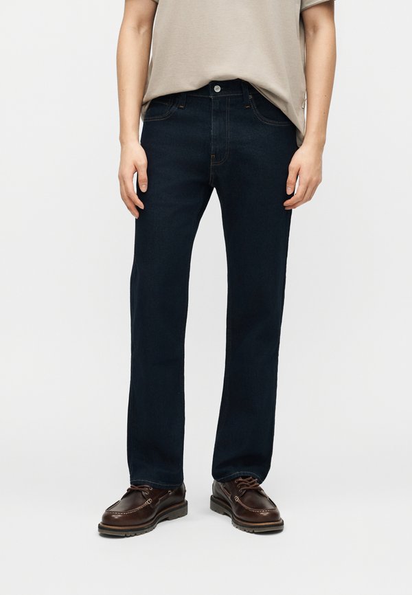 Hollister Co.