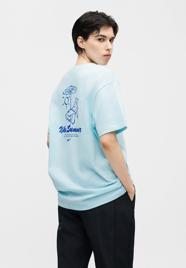 Nike Sportswear
