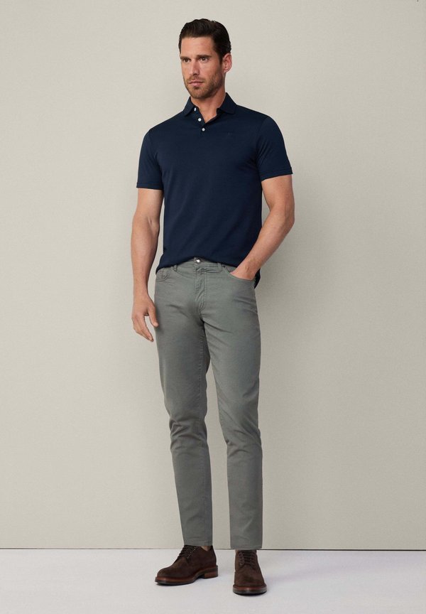 Hackett London