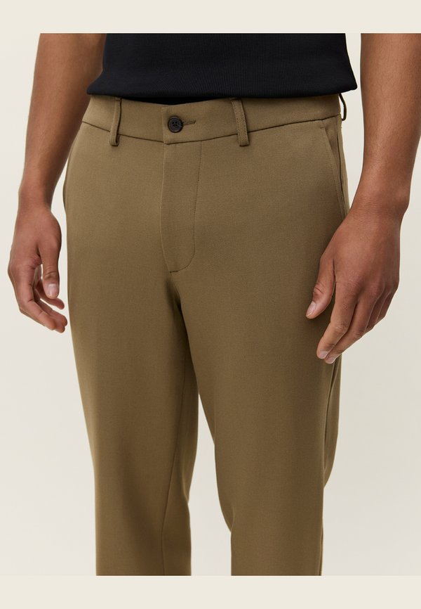 Les Deux COMO SUIT PANTS SEASONAL