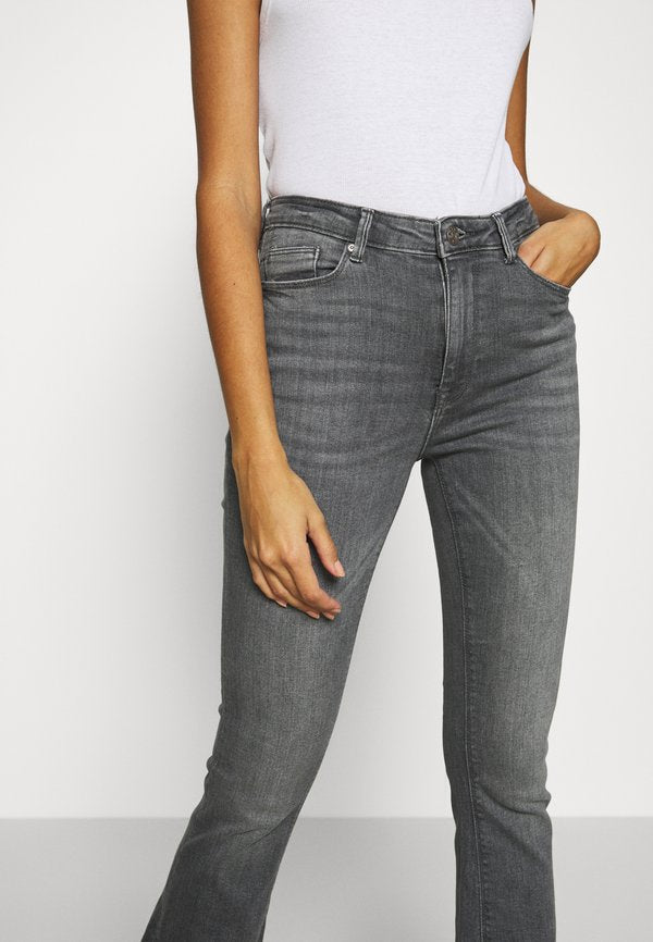 ONLY ONLPAOLA FLARED JEANS