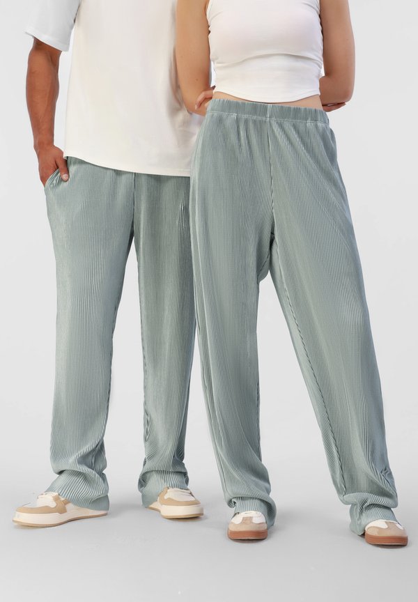YOURTURN by Zalando UNISEX