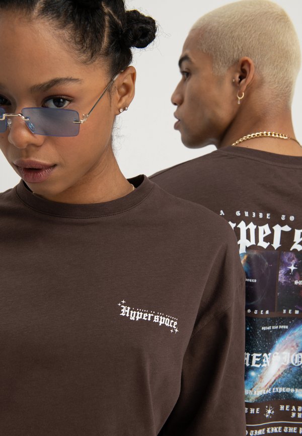 YOURTURN by Zalando REGULAR FIT GRAPHIC