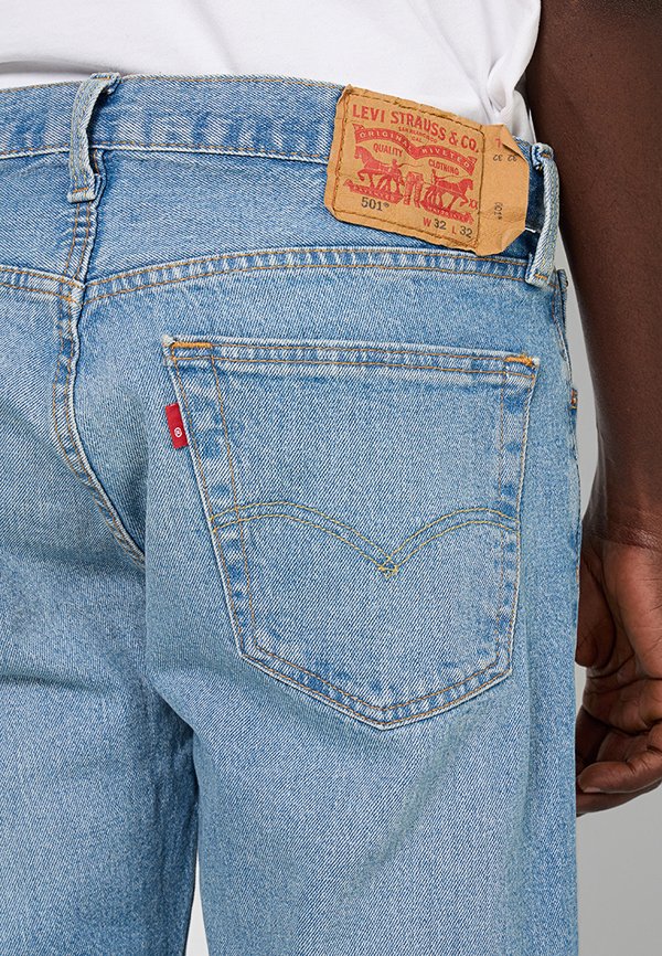 Levi's®