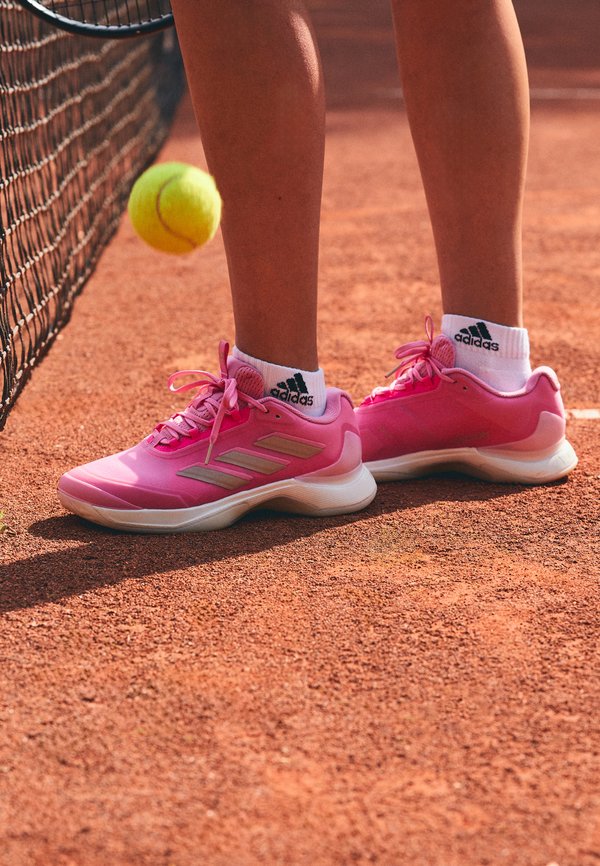 adidas Performance AVACOURT 2