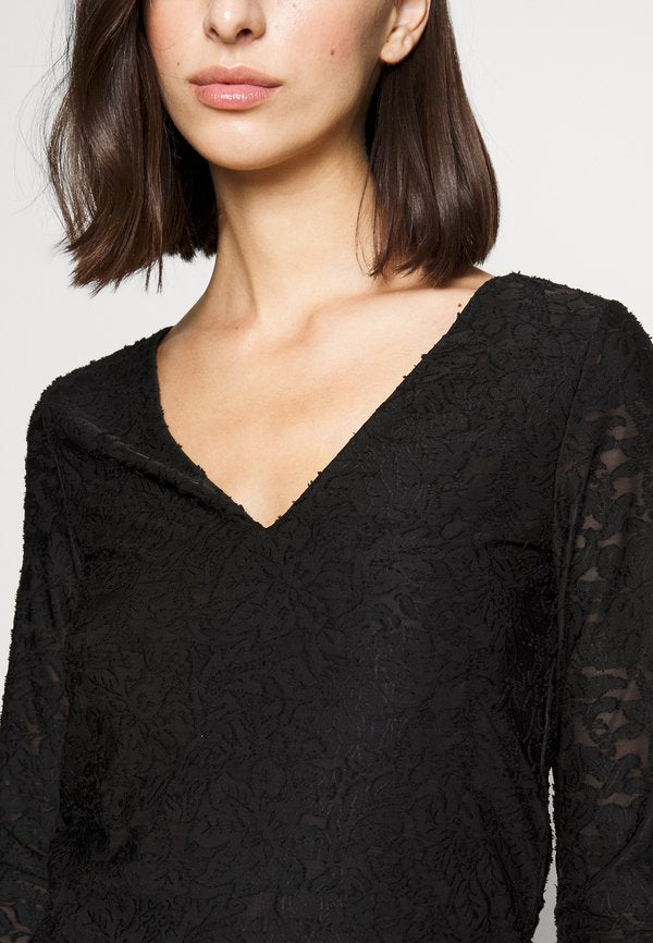 Vero Moda Tall VMRIVA V NECK
