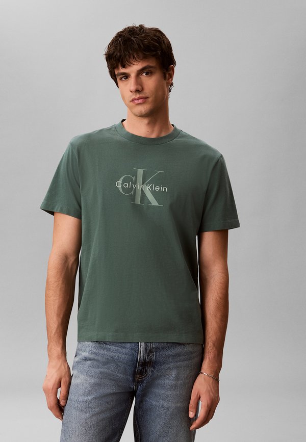 Calvin Klein Jeans SS 20S ACID WASH MONOLOGO GRAPHI - Print T-shirt - mallard green