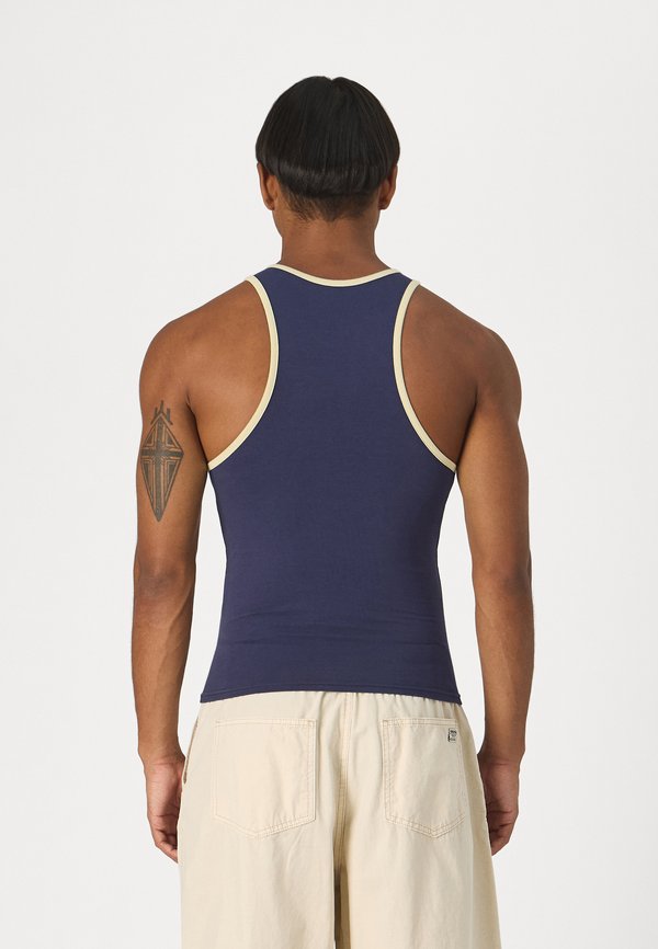 YOURTURN by Zalando LOGO BABY TANK UBUSEX