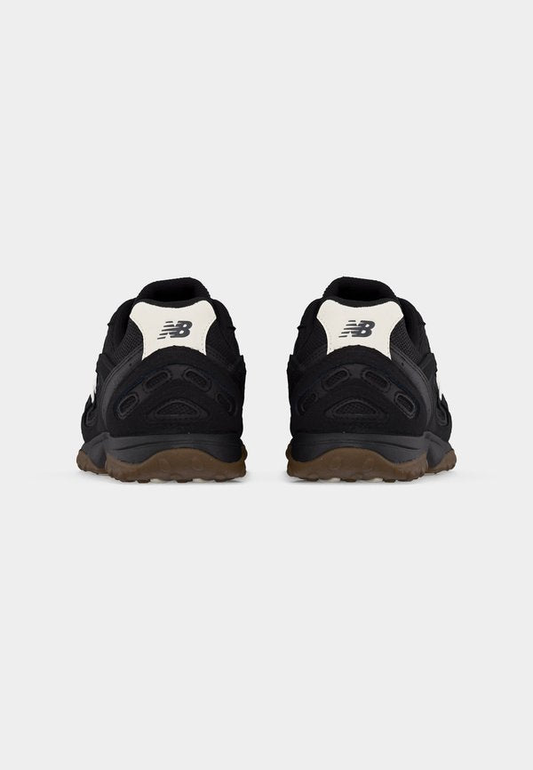 New Balance U204L UNISEX
