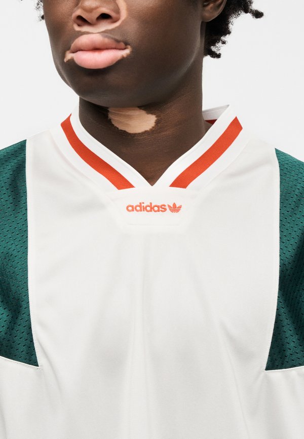 adidas Originals LOOSE