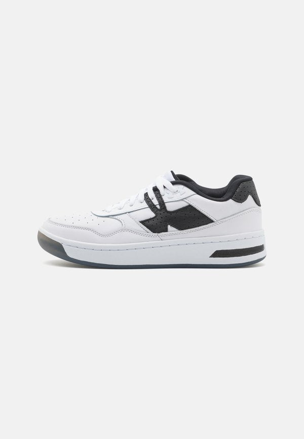 Under Armour COURT 96
