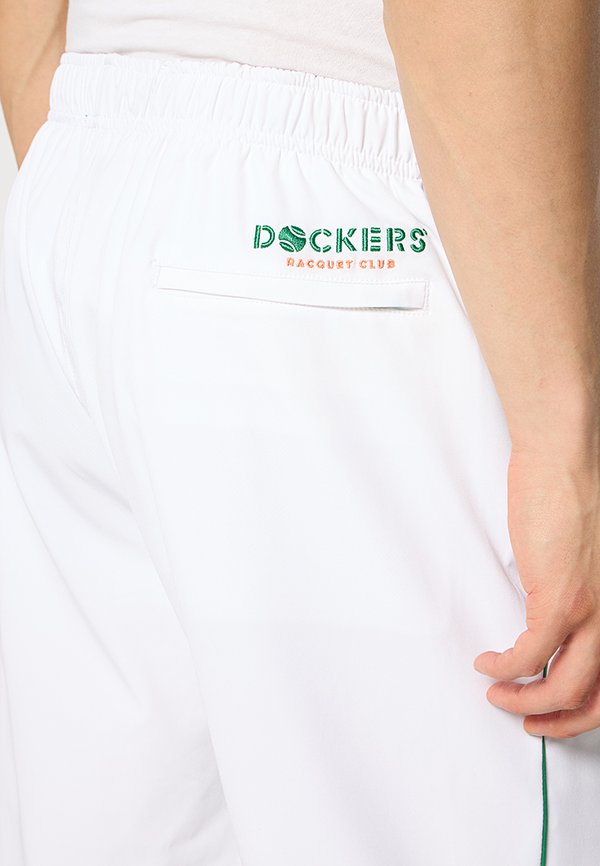 DOCKERS