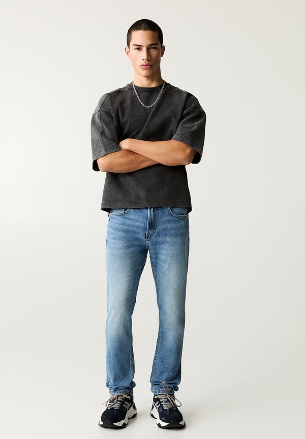 PULL&BEAR