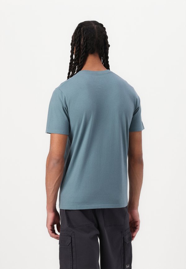 Hollister Co. CLASSIC FIT TEE