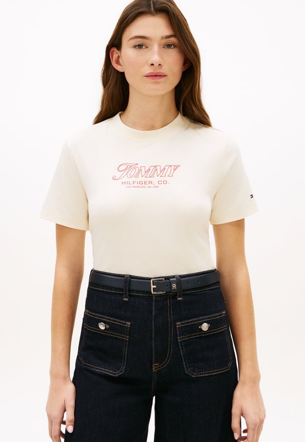 Tommy Hilfiger LOGO INTERLOCK KNIT T-SHIRT - Print T-shirt - calico