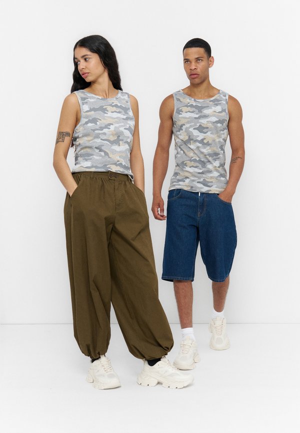 YOURTURN by Zalando RIB CAMO TANK TOP