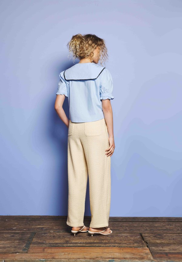 Sister Jane GLASSY BOWED COLLAR