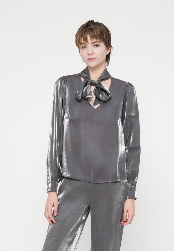 VILA VIESSA V NECK TIE SHIRT