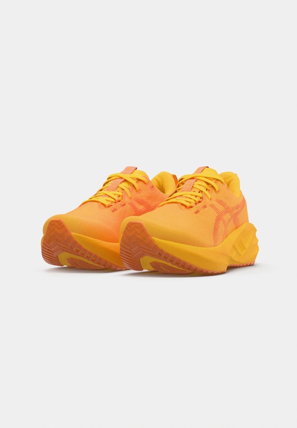 ASICS NOVABLAST 5