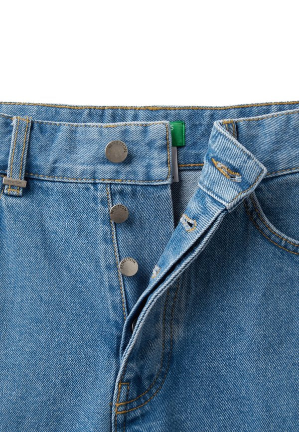 United Colors of Benetton 5-POCKET BERMUDA VINTAGE TREATMENT