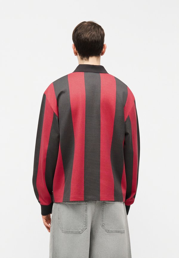 adidas Originals STRIPED