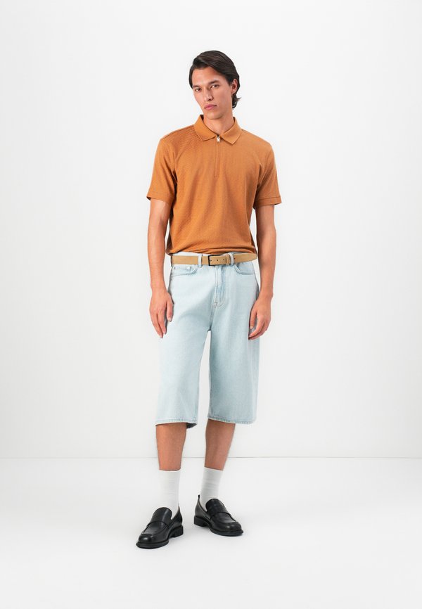 Selected SLHISAAC ZIP