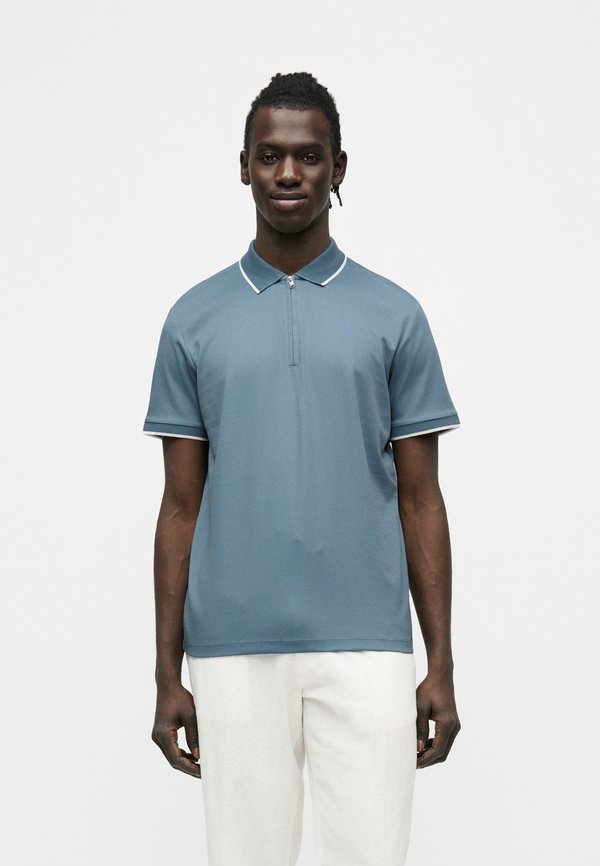 Selected Short sleeved