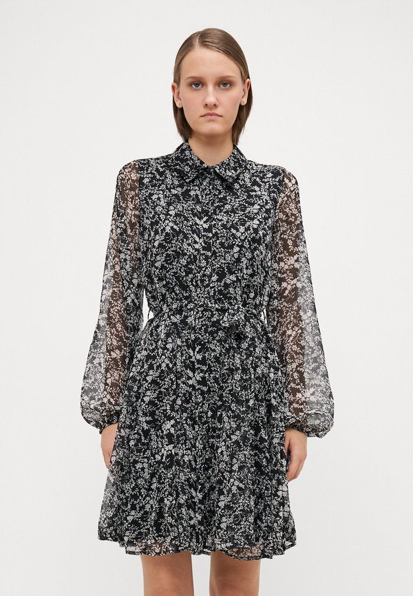 Vero Moda Tall VMSMILLA VOLUME SHORT DRESS