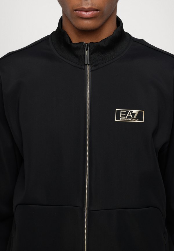 EA7 Emporio Armani