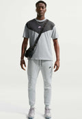 Nike Sportswear Tracksuit bottoms - light smoke grey cool grey volt