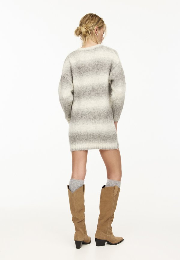 PULL&BEAR