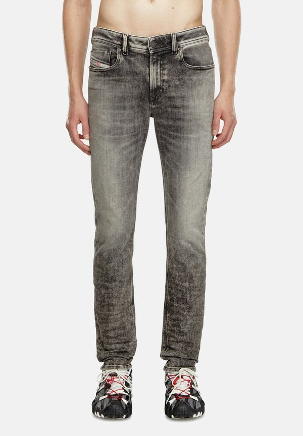Diesel SLEENKER