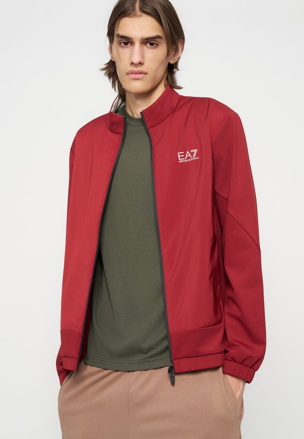 EA7 Emporio Armani
