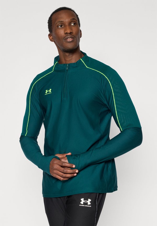 Under Armour CHALLENGER PRO