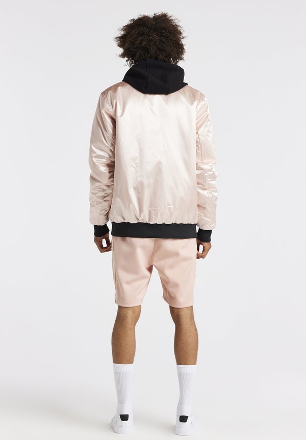 SIKSILK