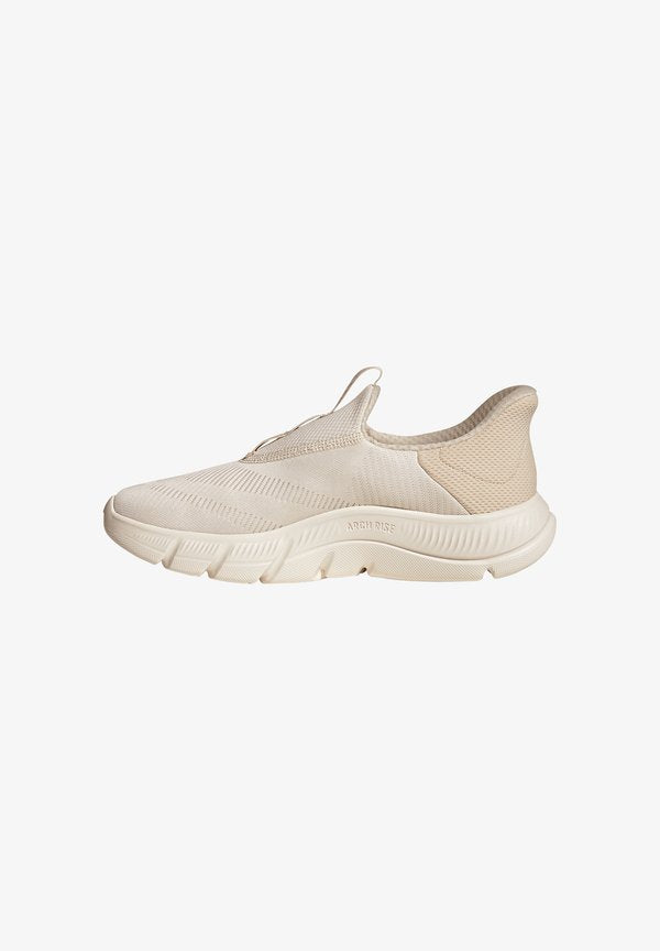 adidas Performance ADIDAS DAMEN CLOUDFOAM FLEX-RAPIDFIT FRAUEN SNEAKER WIDE KK3495 BEIGE - Training shoe - white off white sand strata