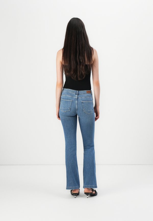 ONLY ONLPOWER Mid waist flared fit