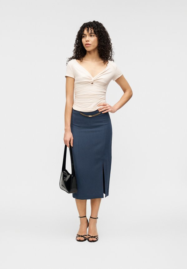 MARCIANO BY GUESS NICLA SLIT