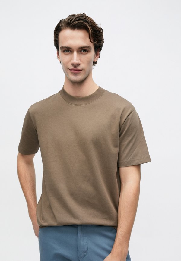 Selected SLHCOLMAN O NECK TEE