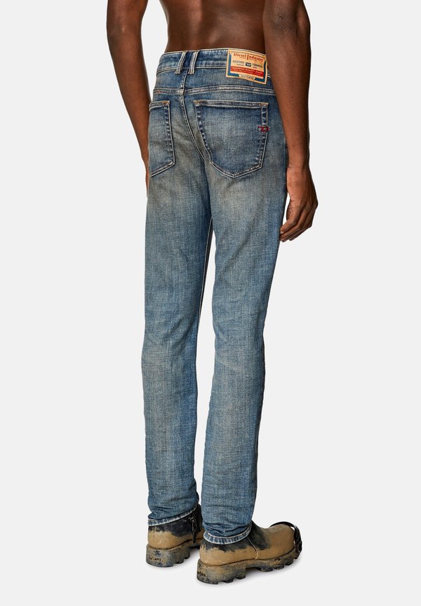 Diesel SLEENKER