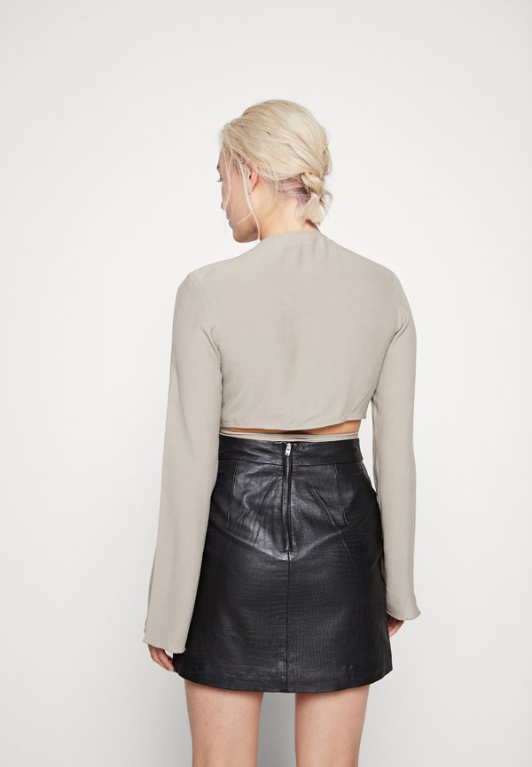 Weekday CASSIE BLOUSE