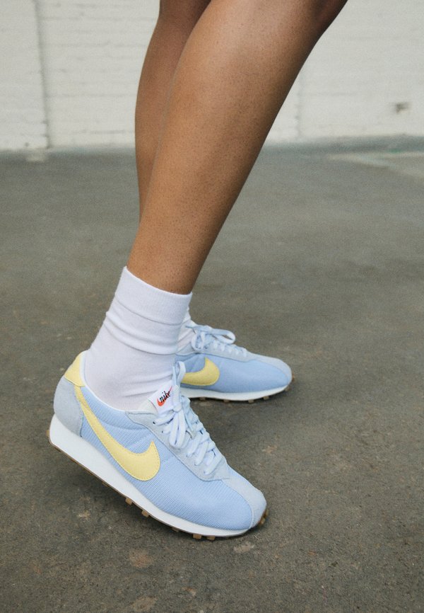Nike Sportswear LD-1000 SE - Trainers - royal tint/soft yellow/summit white/light brown/safety orange/black