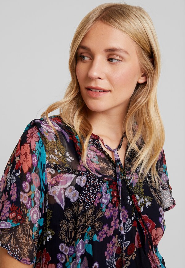 Queen Mum BLOUSE DUBLIN